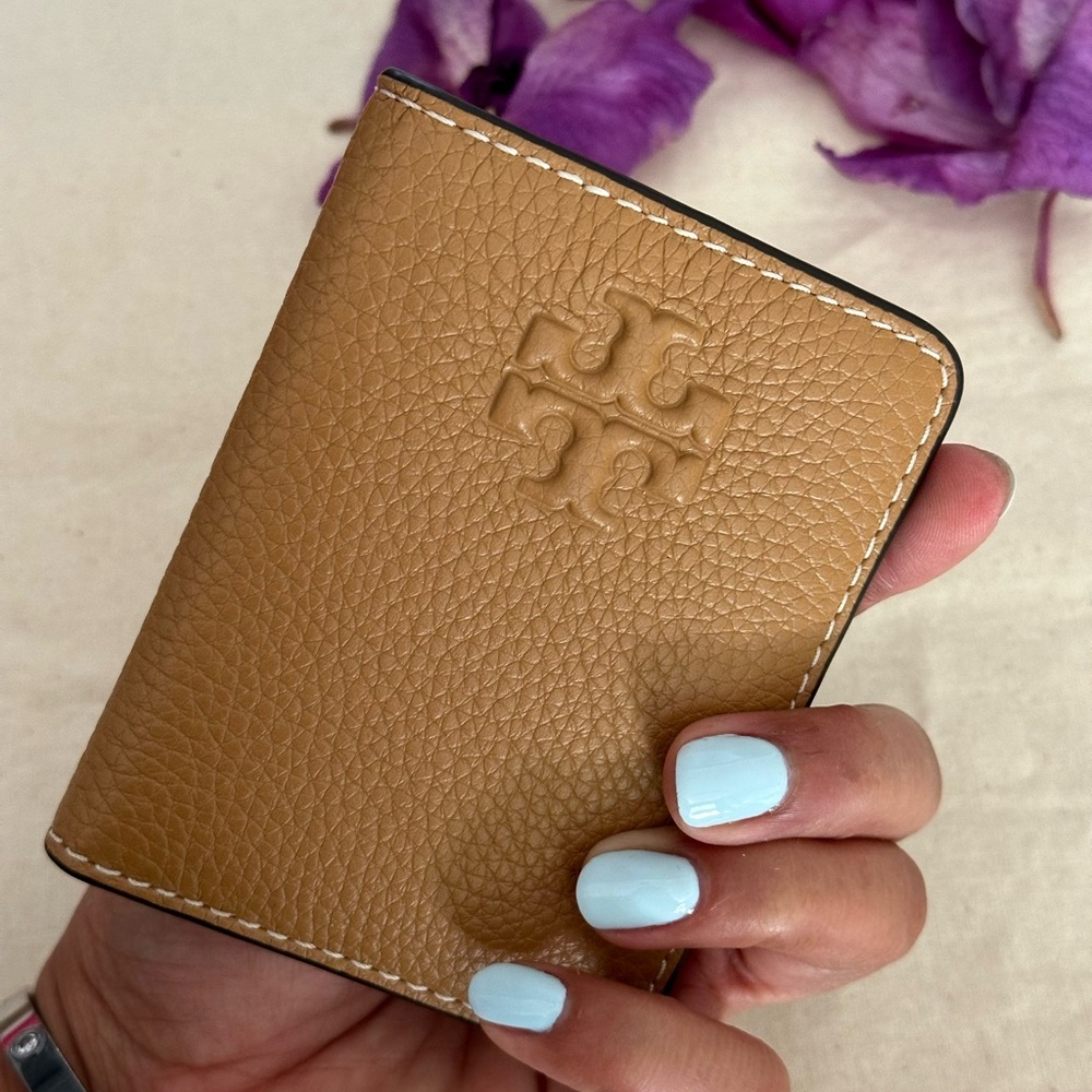 NWT! TORY BURCH Thea Bi Fold Color Wallet  tiramisu - Picture 2 of 7